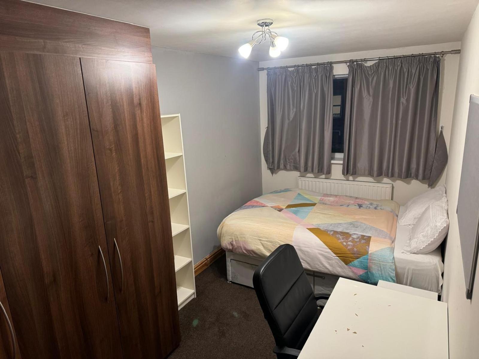 Homestay Peace House Leeds (West Yorkshire)